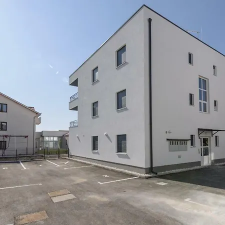 Apartment Luxury Ivana *