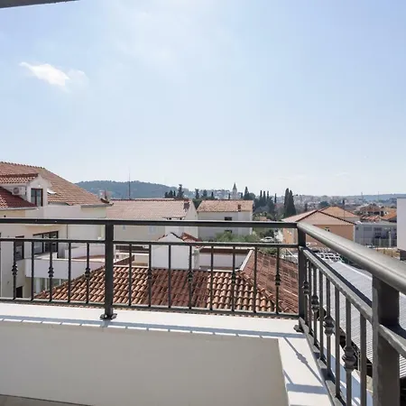 Luxury Ivana Apartament *